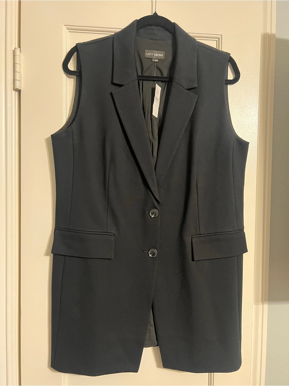 LOFT Black Sleeveless Tailored Vest Blazer